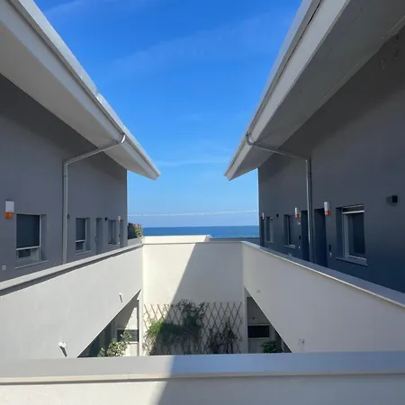 Апартаменты Casamare Leo