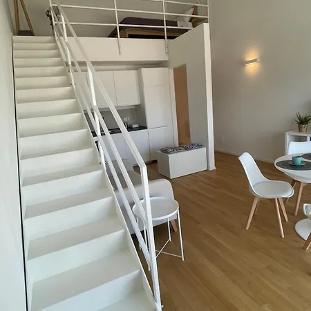 Casamare Leo Apartment